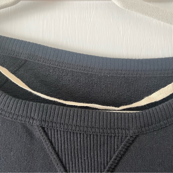 Peloton Sweatshirt - size Medium - oversized fit - Picture 6 of 6